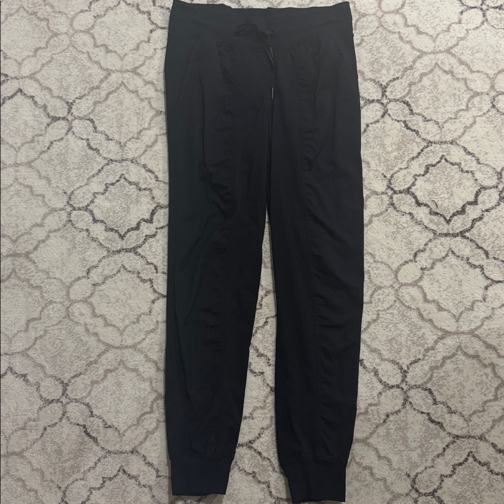 Lululemon Dance Jogger Mid Rise size 6 - Picture 3 of 5